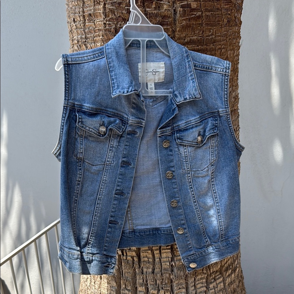 Jessica Simpson Denim Sleeveless Vest | S